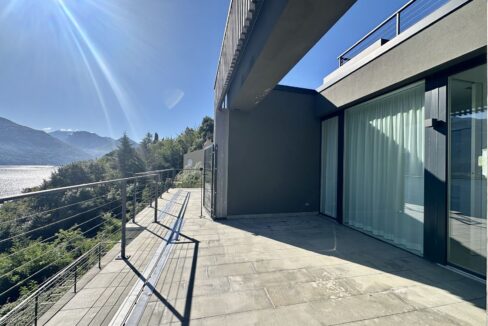 Appartamento Moderno Cremia con Terrazzi