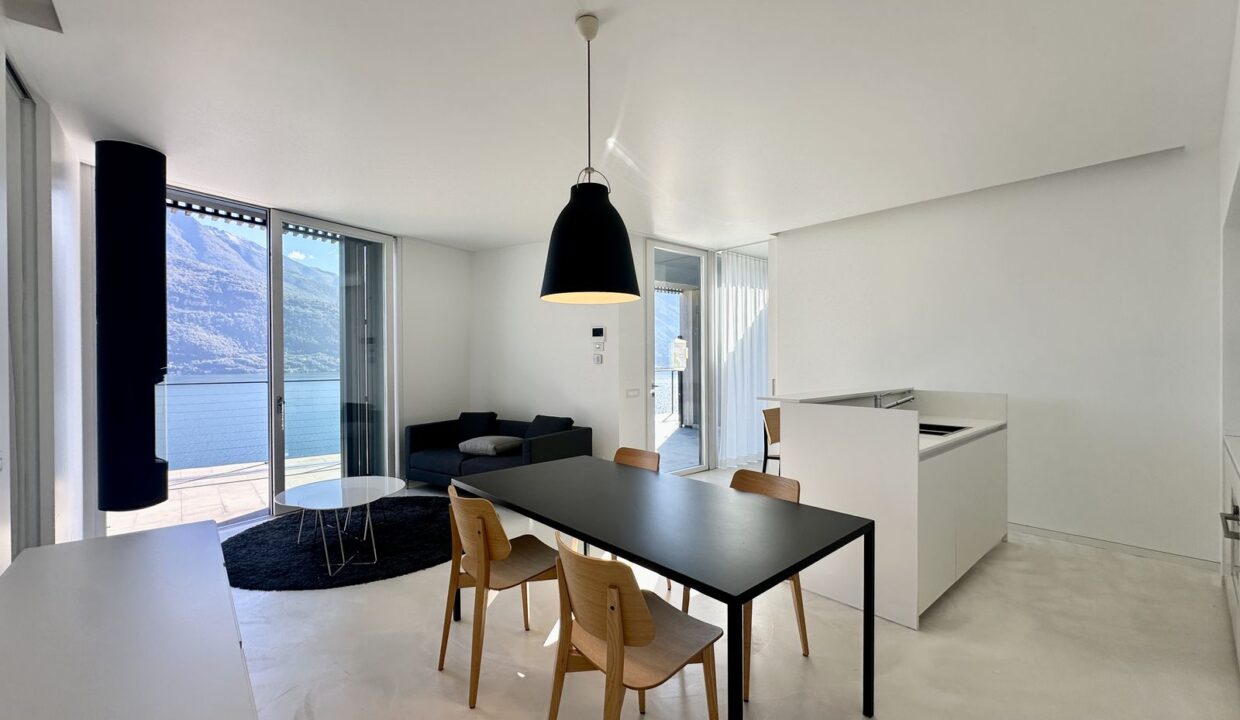 Appartamento Moderno Cremia con Terrazzi