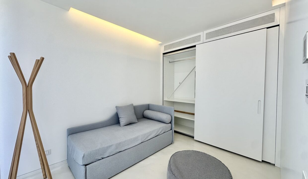 Appartamento Moderno Cremia con Terrazzi