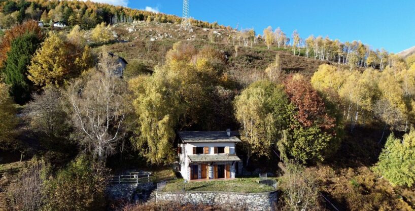 Casa Indipendente Gera Lario Collinare con Terreno