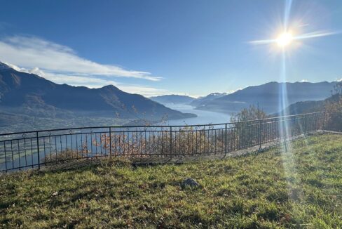 Casa Indipendente Gera Lario Collinare con Terreno