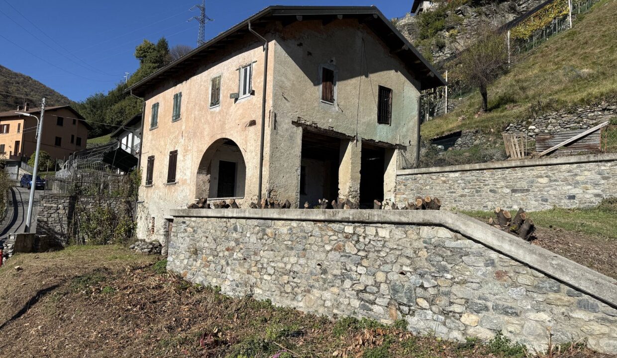 Casa Indipendente Gravedona ed Uniti con Giardino Vista Lago