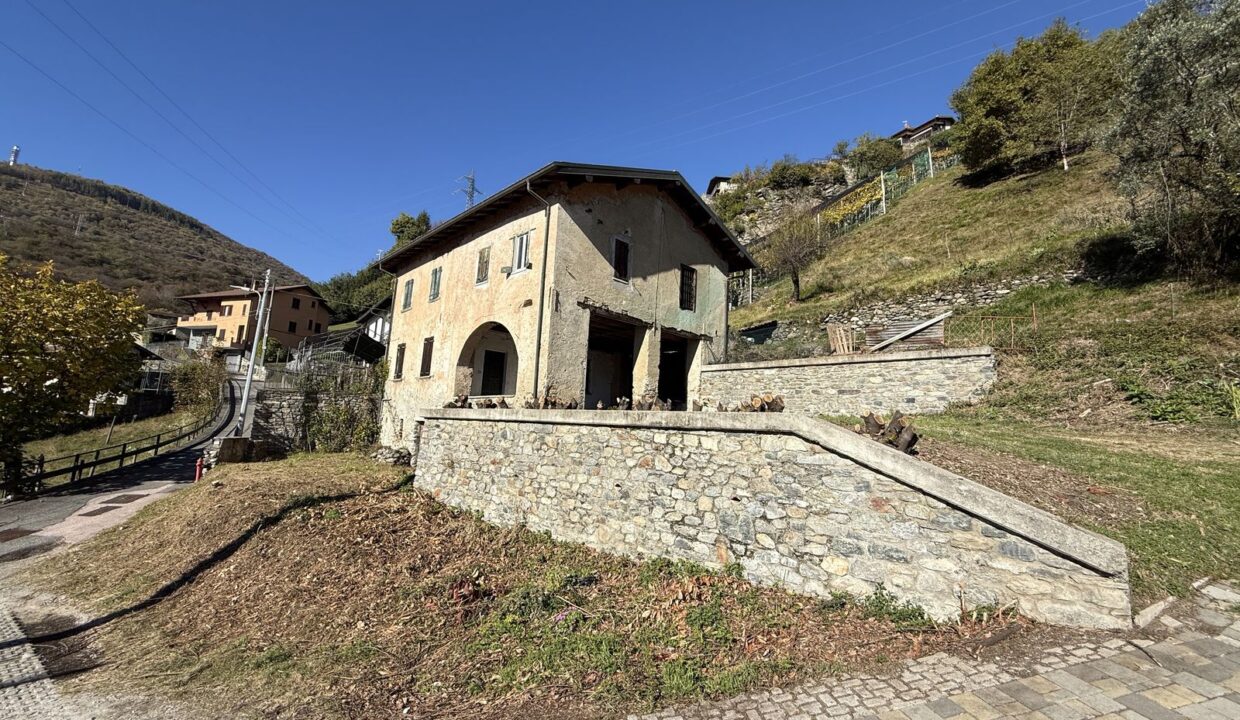 Casa Indipendente Gravedona ed Uniti con Giardino Vista Lago