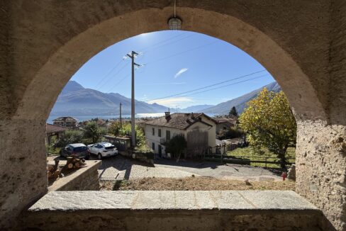 Casa Indipendente Gravedona ed Uniti con Giardino Vista Lago
