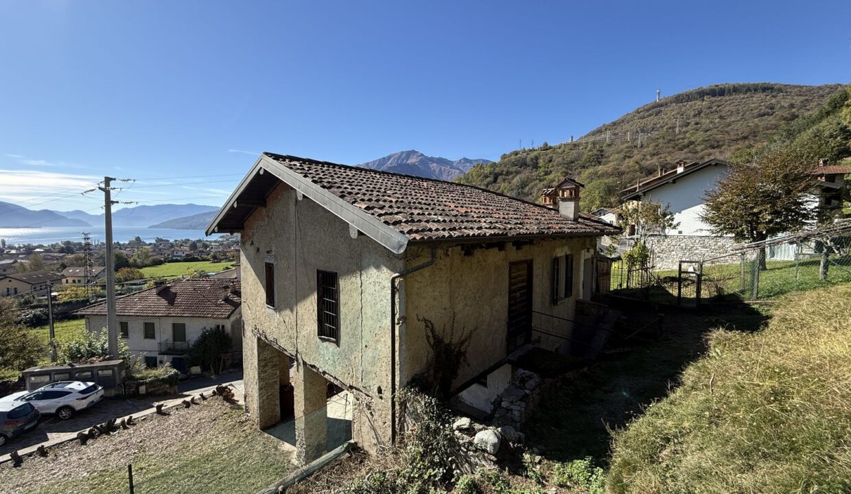 Casa Indipendente Gravedona ed Uniti con Giardino Vista Lago