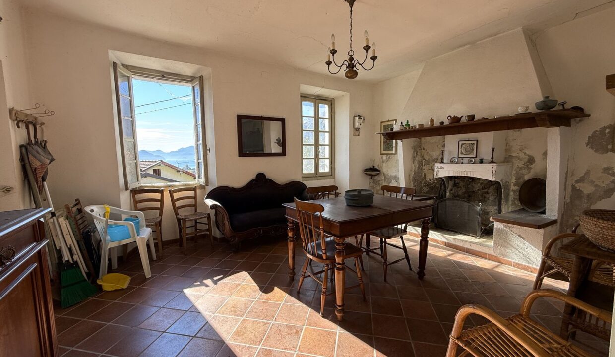 Casa Indipendente Gravedona ed Uniti con Giardino Vista Lago