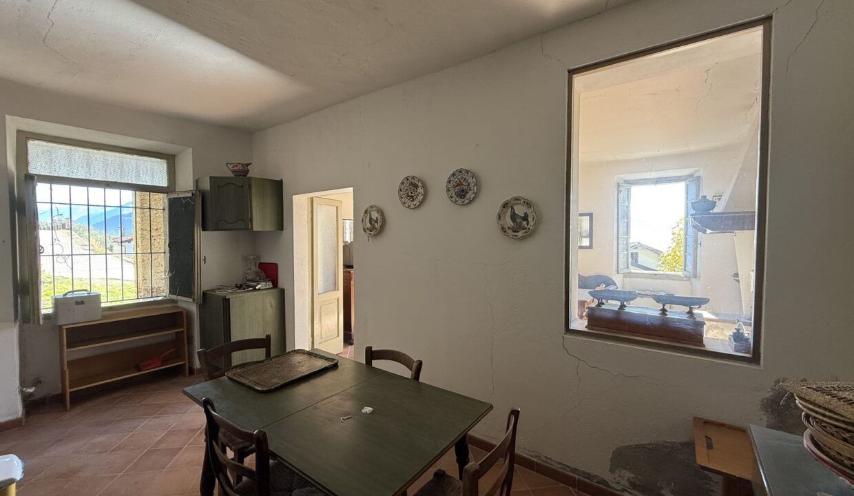 Casa Indipendente Gravedona ed Uniti con Giardino Vista Lago