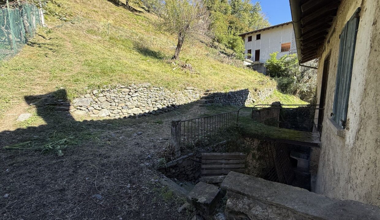 Casa Indipendente Gravedona ed Uniti con Giardino Vista Lago
