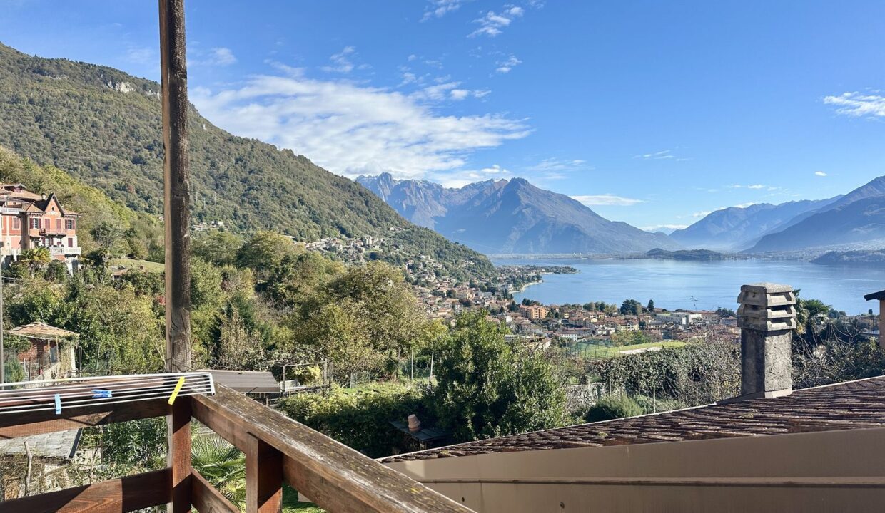 Casa Gravedona ed Uniti con Balcone Vista Lago