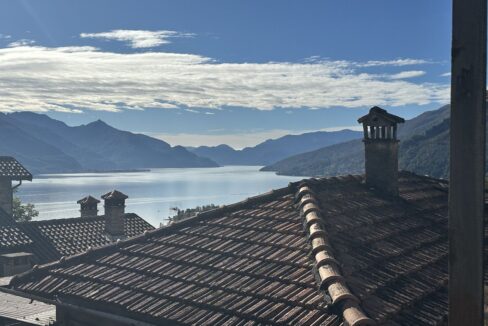 Casa Gravedona ed Uniti con Balcone Vista Lago