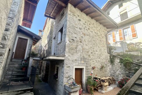 Casa Gravedona ed Uniti con Balcone Vista Lago