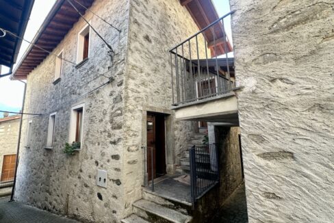 Casa Gravedona ed Uniti con Balcone Vista Lago