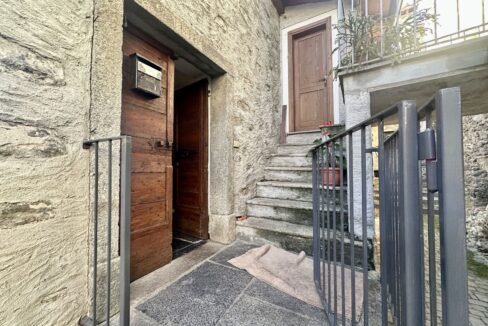 Casa Gravedona ed Uniti con Balcone Vista Lago