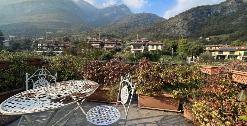 Tremezzo Appartamento con Terrazzo e Vista Lago