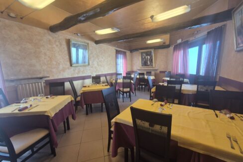 Ristorante storico in vendita Fino Mornasco - Como