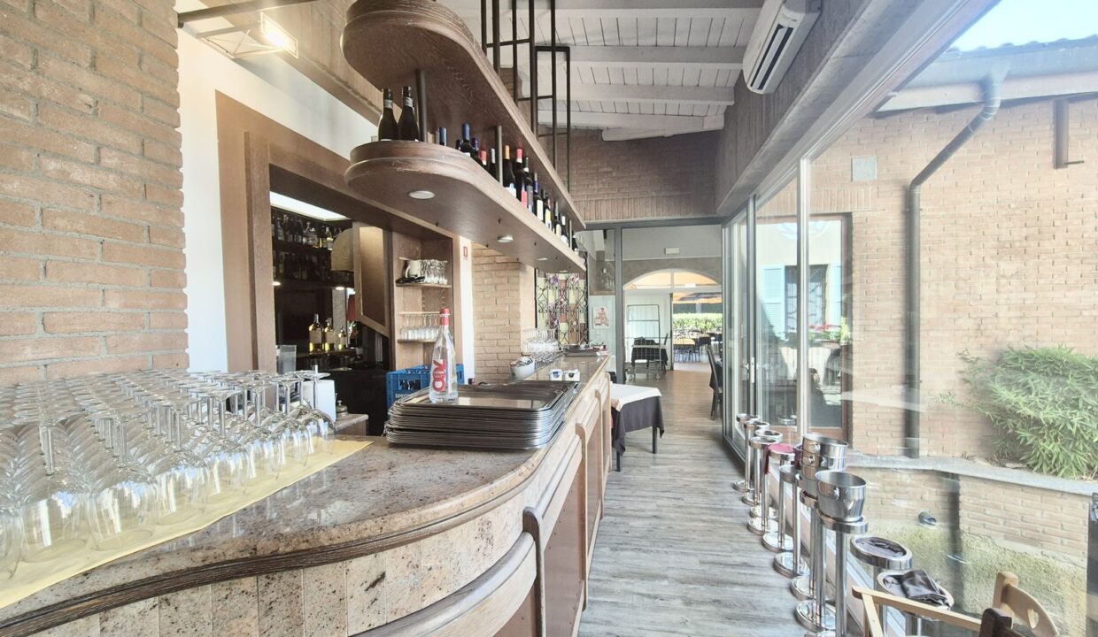 Ristorante storico in vendita Fino Mornasco - Como