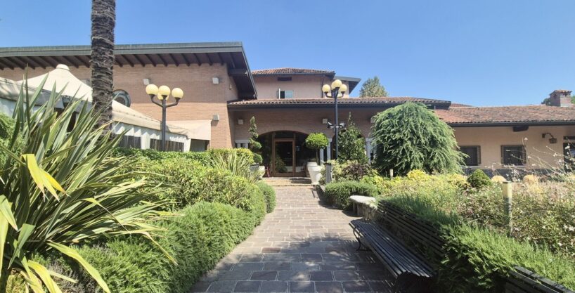 Ristorante storico in vendita Fino Mornasco - Como