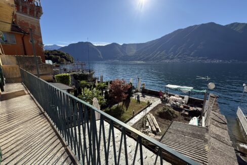 Sala Comacina Appartamento con Balcone e Vista Lago 2