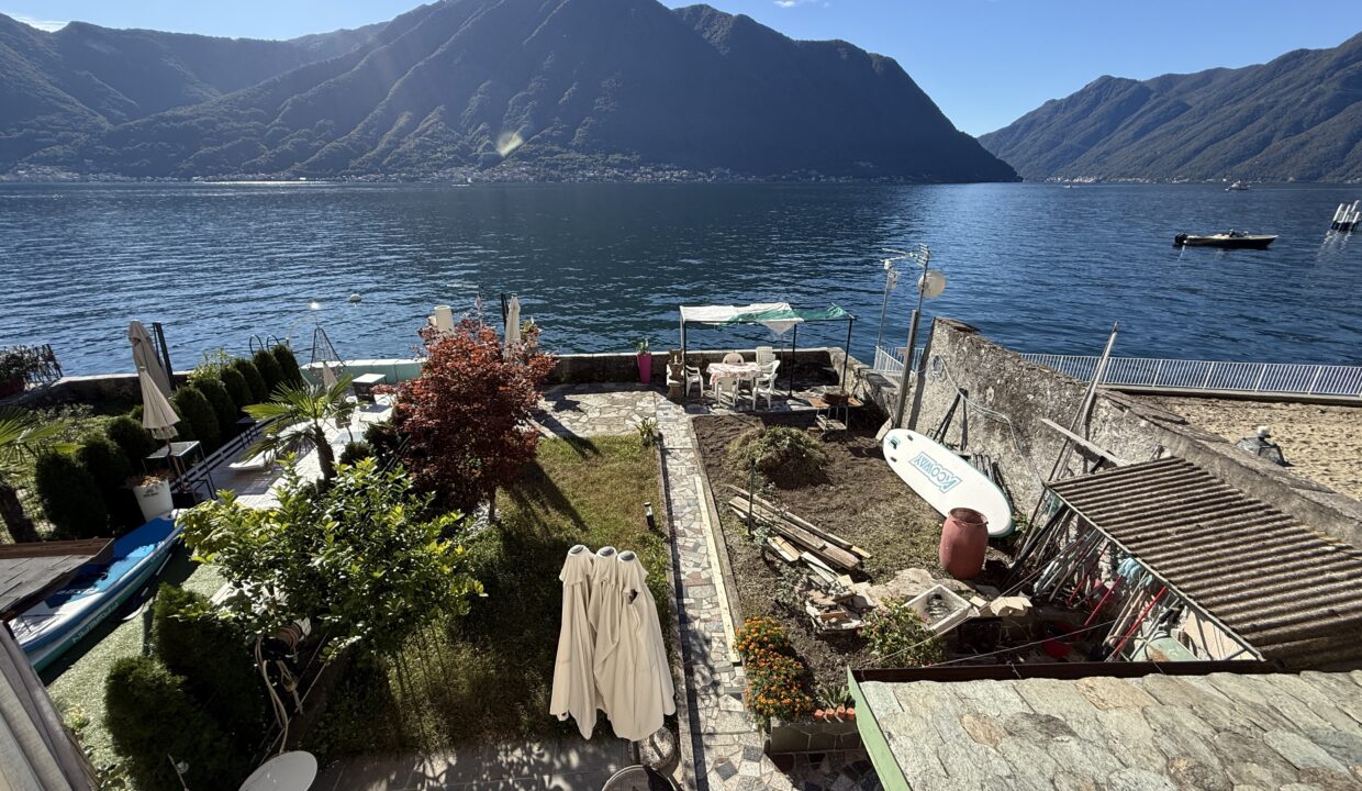 Sala Comacina Appartamento con Balcone e Vista Lago 3