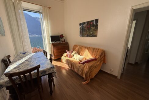 Sala Comacina Appartamento con Balcone e Vista Lago 4