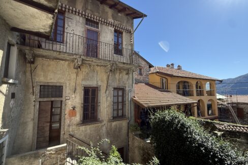 Tremezzo Porzione di Casa da Ristrutturare con Vista Lago 18