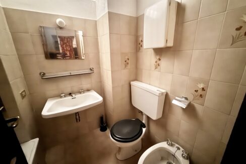 Tremezzo Porzione di Casa da Ristrutturare con Vista Lago 5