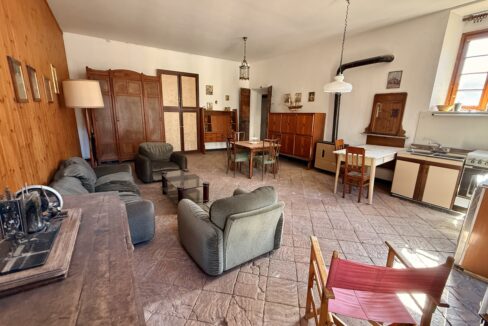 Tremezzo Porzione di Casa da Ristrutturare con Vista Lago 8