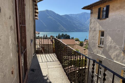 Tremezzo Porzione di Casa da Ristrutturare con Vista Lago 9