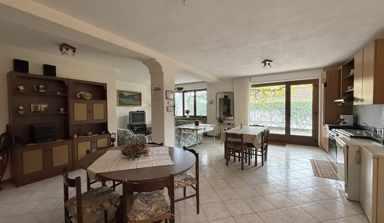 Villa Indipendente Gera Lario con Vista Lago - piano Terra