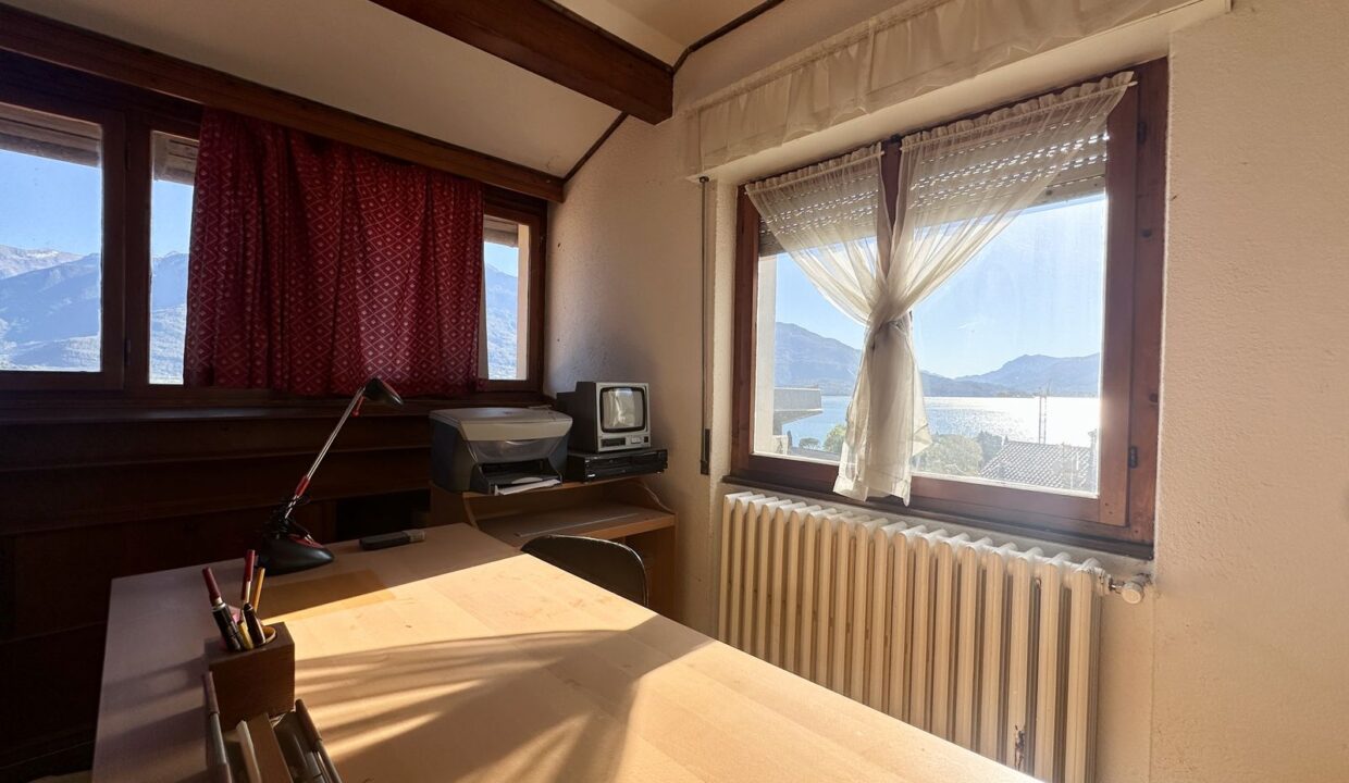 Villa Indipendente Gera Lario con Vista Lago - piano terzo