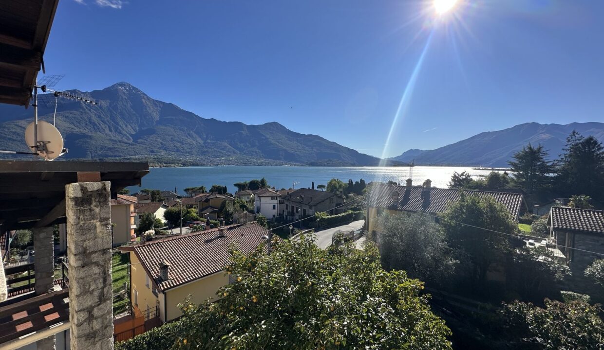 Villa Indipendente Gera Lario con Vista Lago - piano terzo