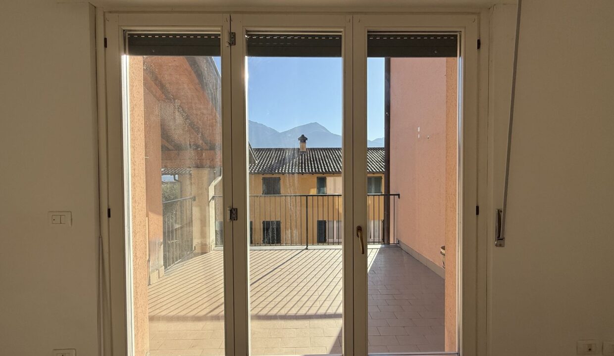 Dongo Appartamento con Terrazzo