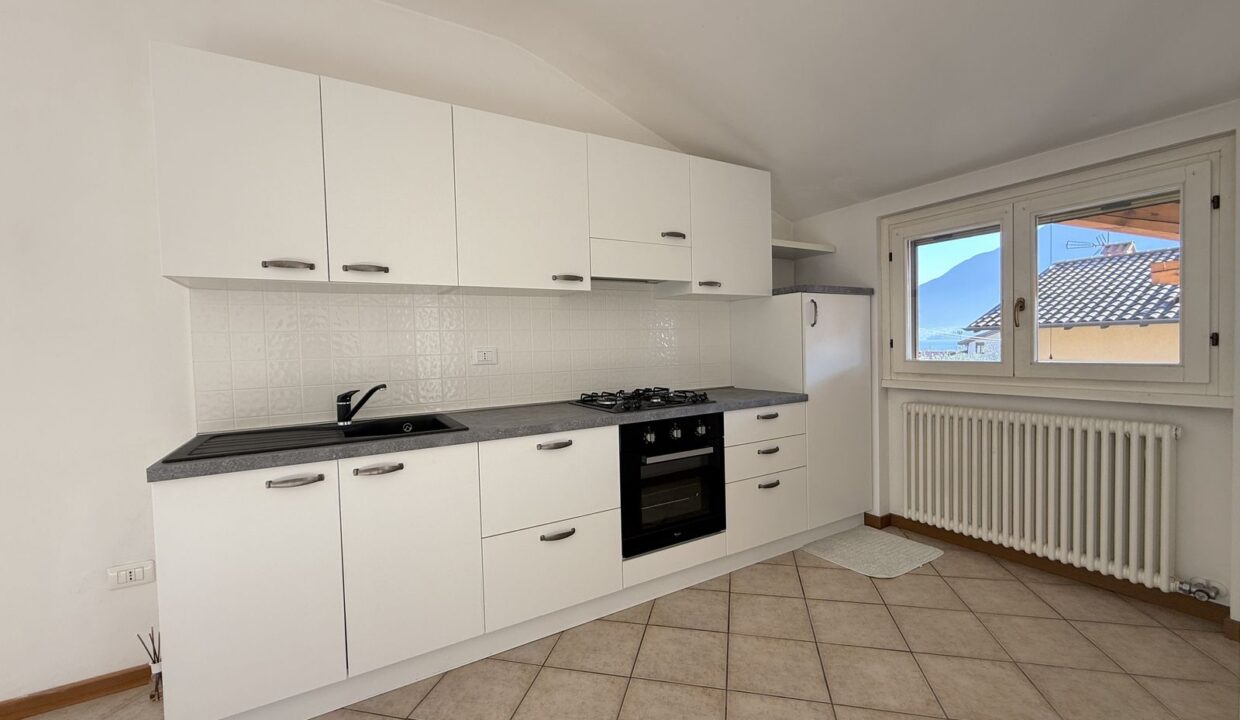 Dongo Appartamento con Terrazzo