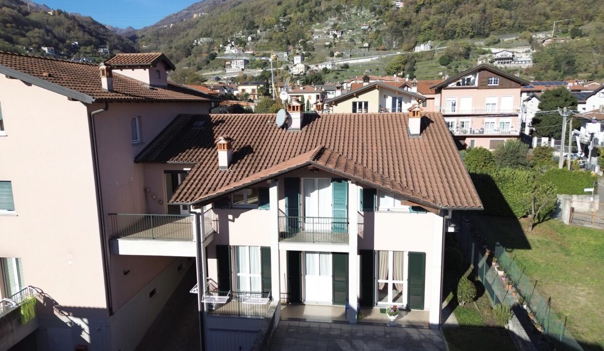 Dongo Appartamento con Terrazzo