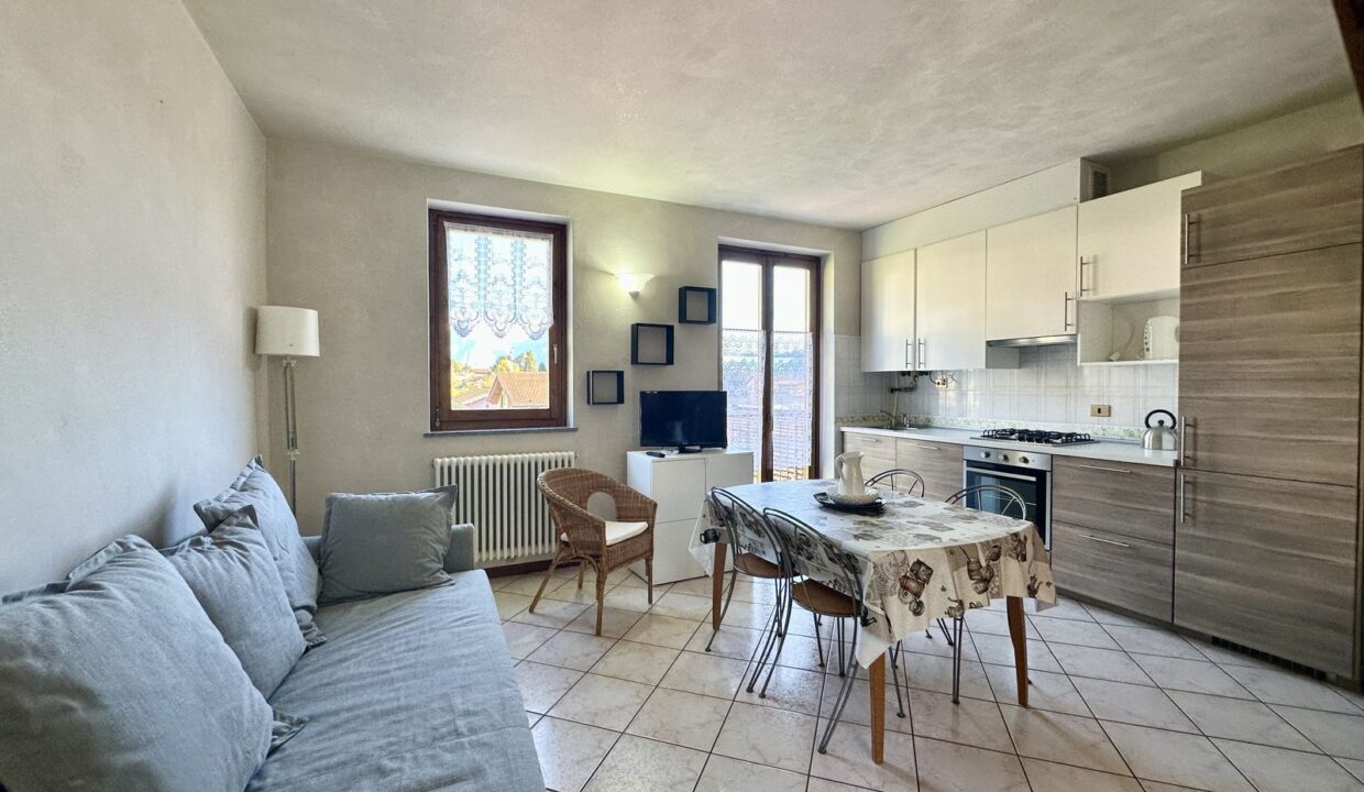 Appartamento Gravedona ed Uniti con Posto Auto