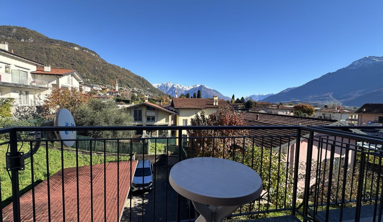 Appartamento Gravedona ed Uniti con Posto Auto