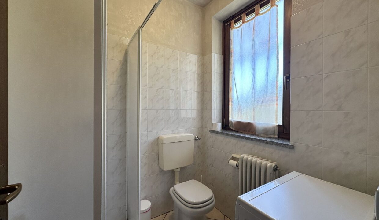 Appartamento Gravedona ed Uniti con Posto Auto