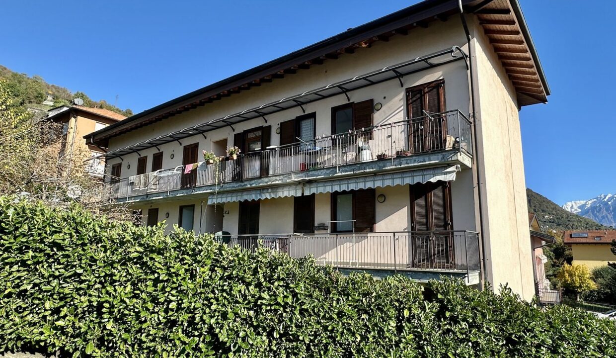 Appartamento Gravedona ed Uniti con Posto Auto