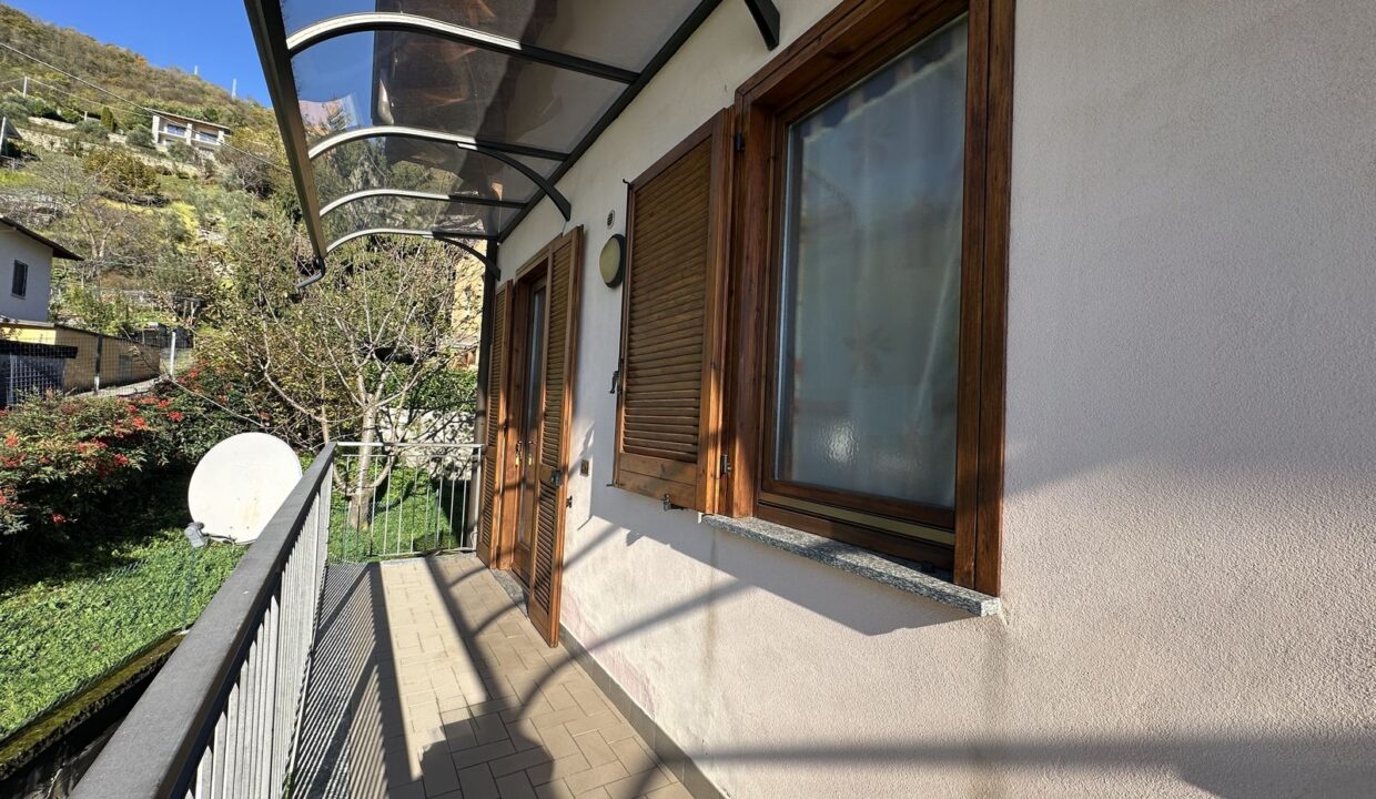 Appartamento Gravedona ed Uniti con Posto Auto