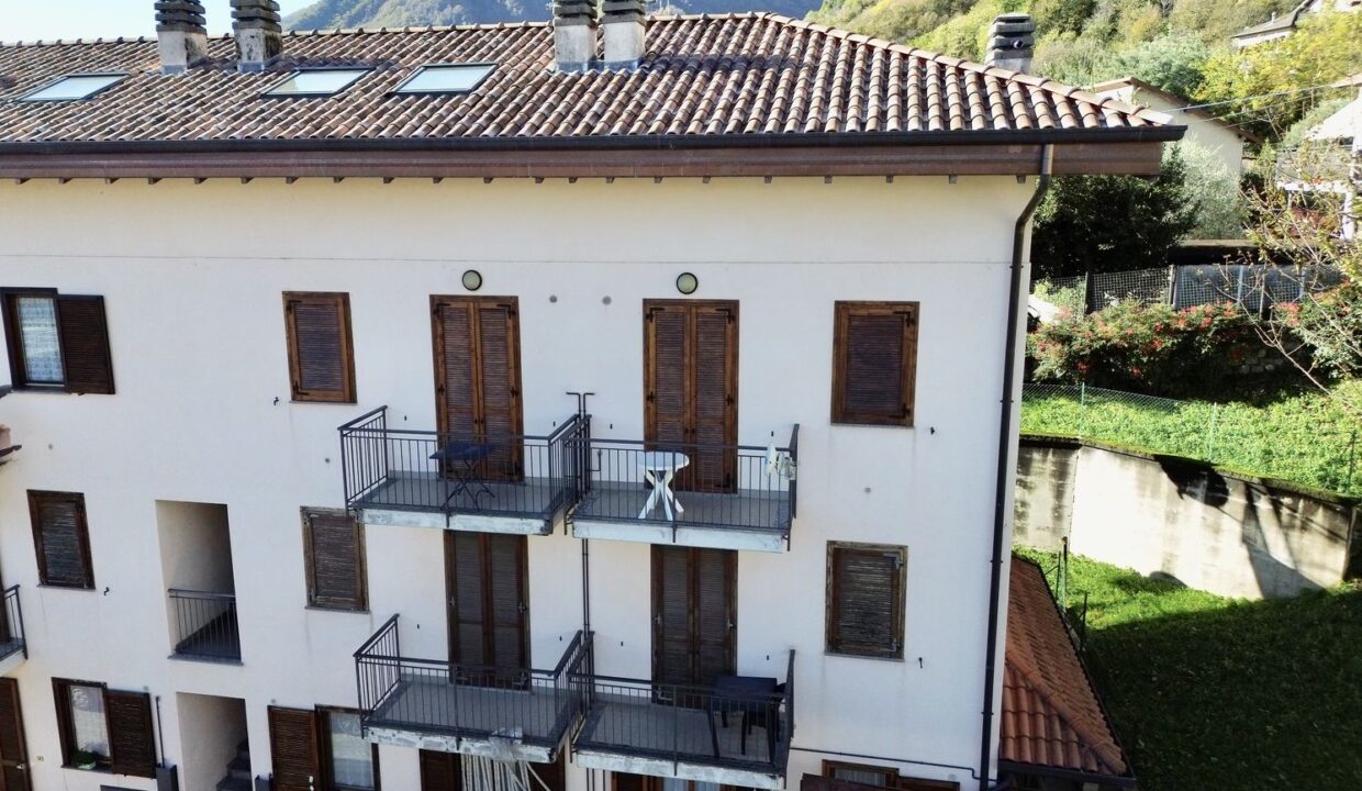 Appartamento Gravedona ed Uniti con Posto Auto