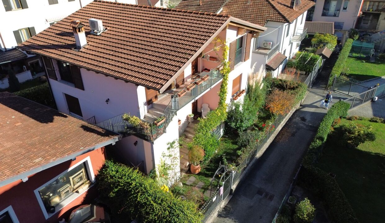Casa Indipendente Gravedona ed Uniti Lago Como