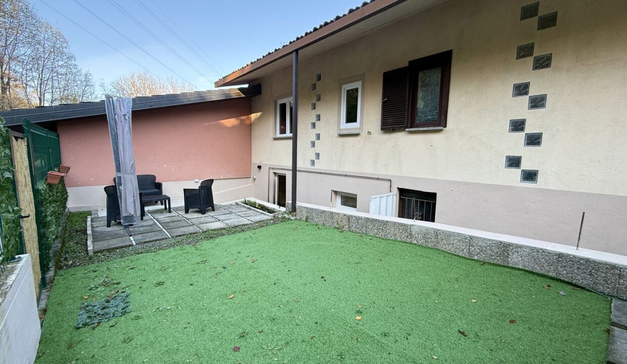 Casa Menaggio con Terrazzi e Posto Auto
