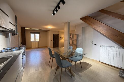 Casa Menaggio con Terrazzi e Posto Auto