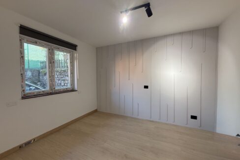 Casa Menaggio con Terrazzi e Posto Auto