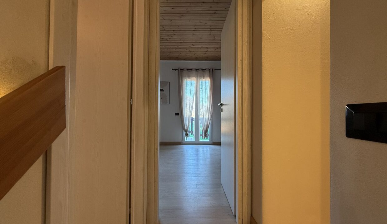 Casa Menaggio con Terrazzi e Posto Auto