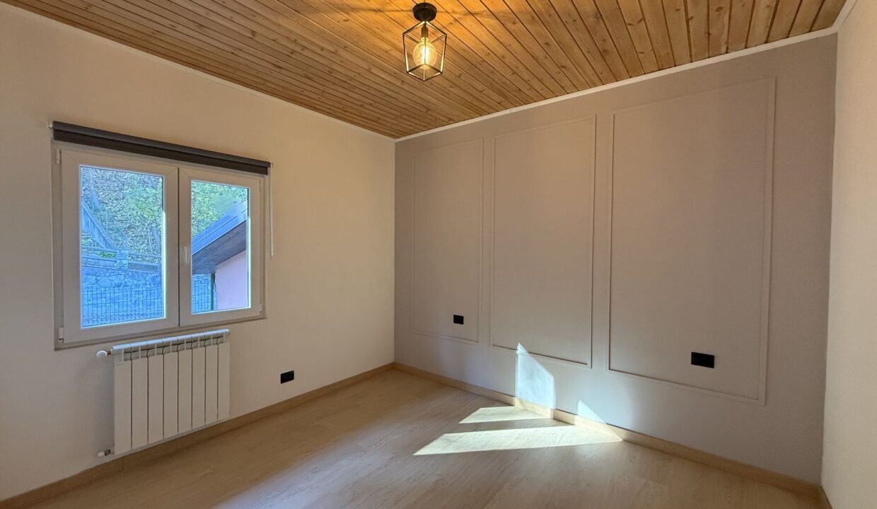 Casa Menaggio con Terrazzi e Posto Auto