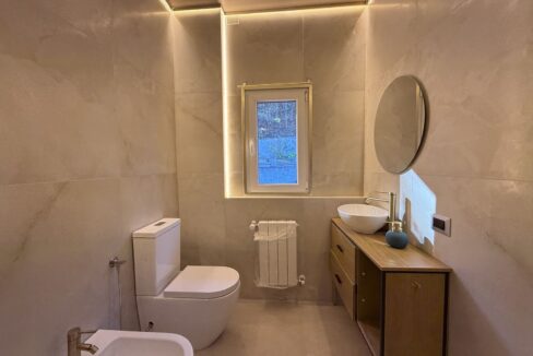 Casa Menaggio con Terrazzi e Posto Auto