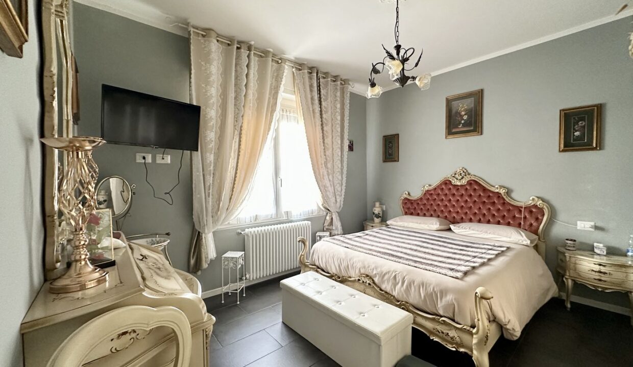 Casa Indipendente Gravedona ed Uniti Lago Como -