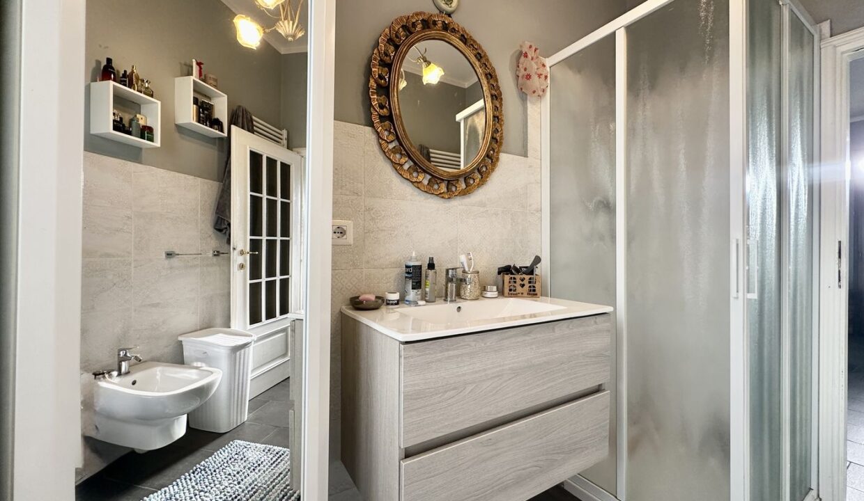 Casa Indipendente Gravedona ed Uniti Lago Como -