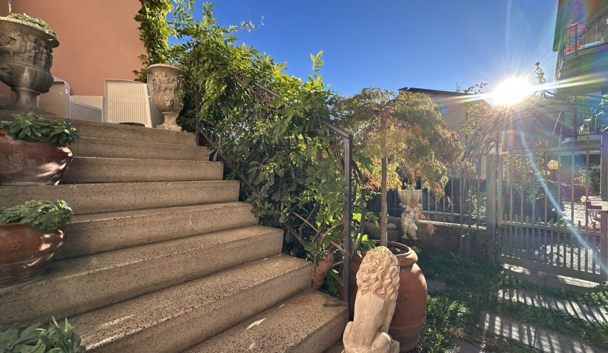 Casa Indipendente Gravedona ed Uniti Lago Como -